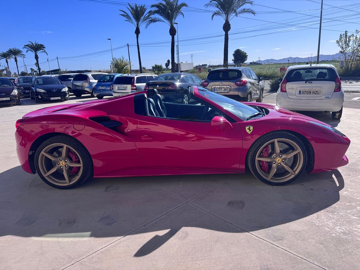 FERRARI 488 SPYDER 3.9 TURBO AUTO SPANISH LHD IN SPAIN 30000 MILES FFSH 2019